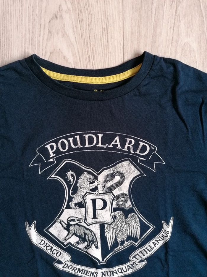 Tee shirt Cyrillus
Collection Harry Potter
Taille 14 ans
Très bon état - photo numéro 2