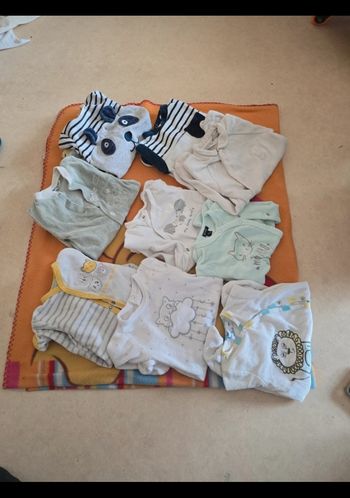 9 pyjamas taille naisance