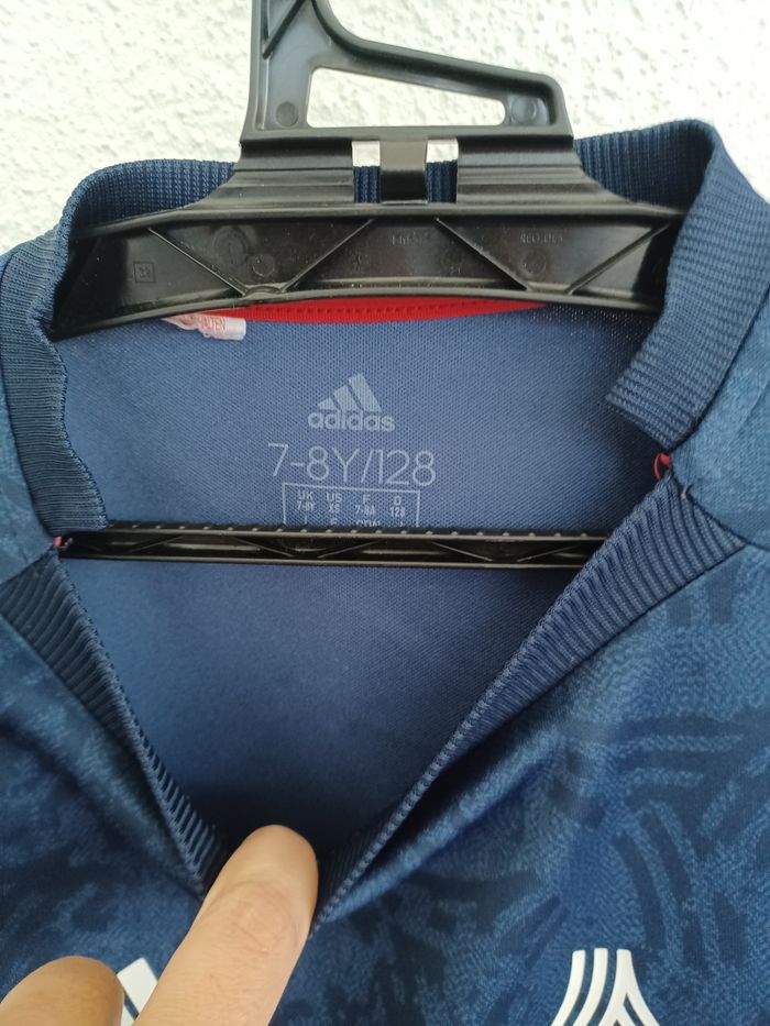 Maillot Adidas Performance 7-8 ans 128 cm en bon état coloris bleu. - photo numéro 3