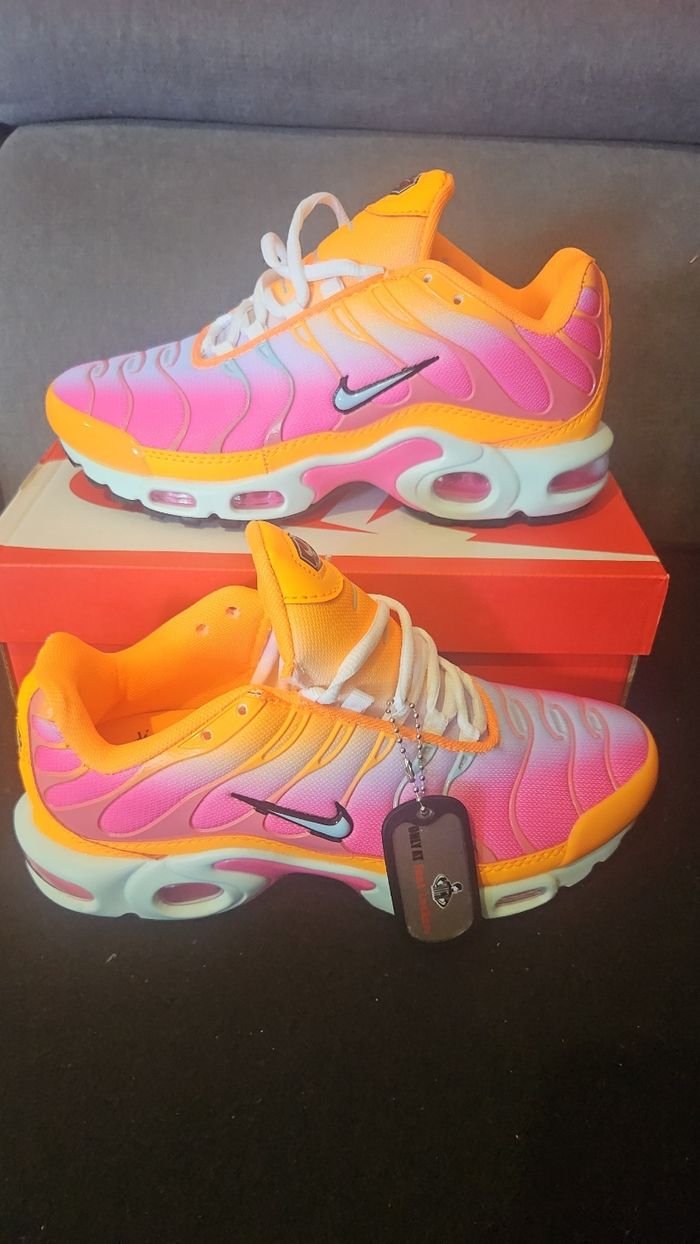 Basket nike tn neuf