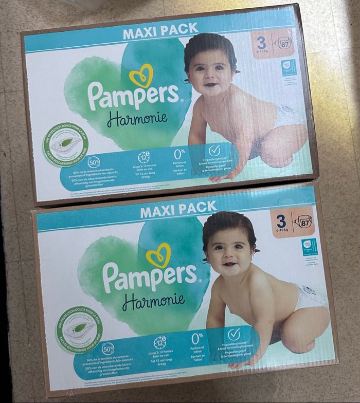 2 cartons Pampers harmonie taille 3