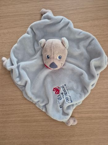 Doudou carré ourson
