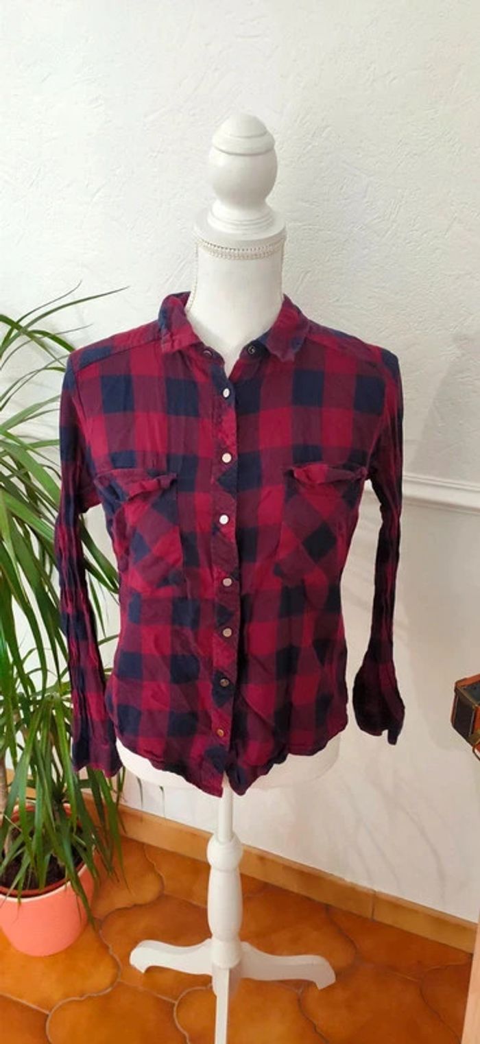chemise à carreaux