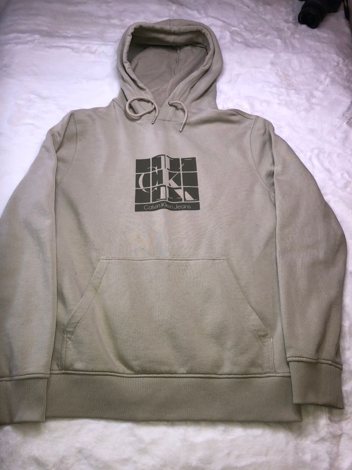 Pull homme Calvin Klein, vert, très bon état taille M - photo numéro 3