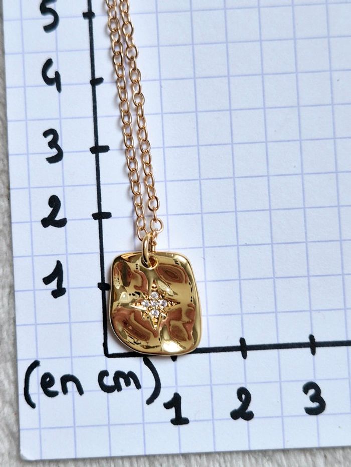 Superbe pendentif et collier doré strass etoile - photo numéro 4