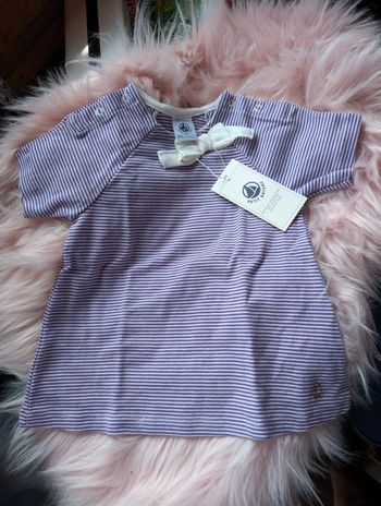 Blouse petit bateau. Neuf. 24 mois