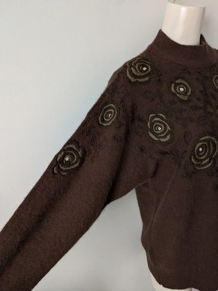 Pull chaud brodé vintage - laine agneau angora - taille 42 - photo numéro 2