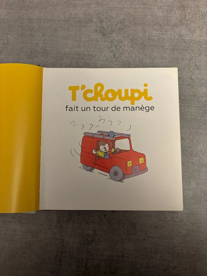Livre les cinq histoires de T’choupi - photo numéro 4