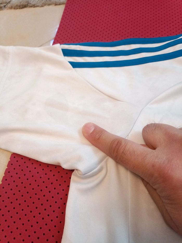 Maillot de foot OL Lyon, Adidas Authentique Officiel taille enfant 12/13 ans - photo numéro 12