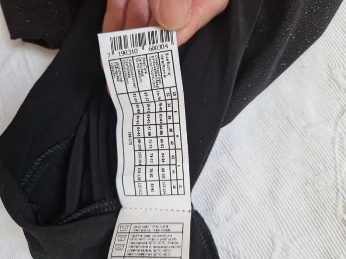 Robe noire - photo numéro 9