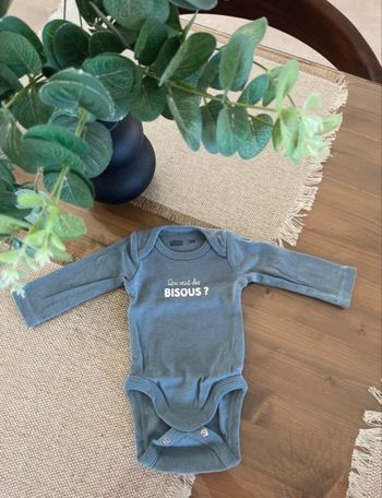 Bodies taille 1 mois 