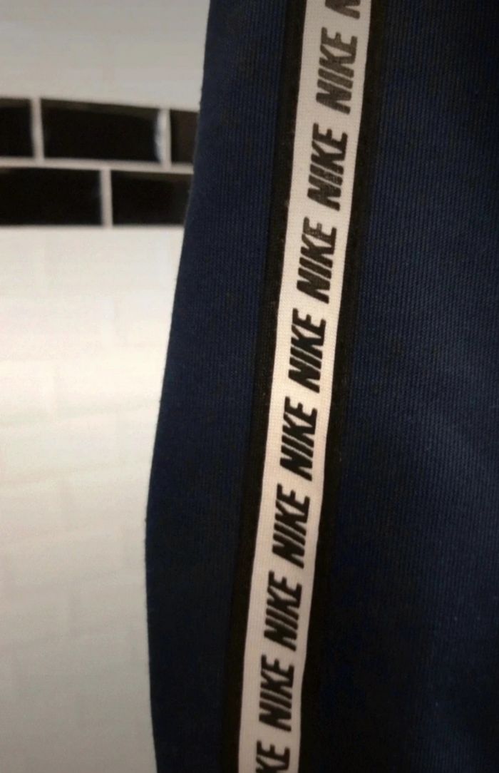 Gilet veste Nike garçon en 6/8 ans - photo numéro 2
