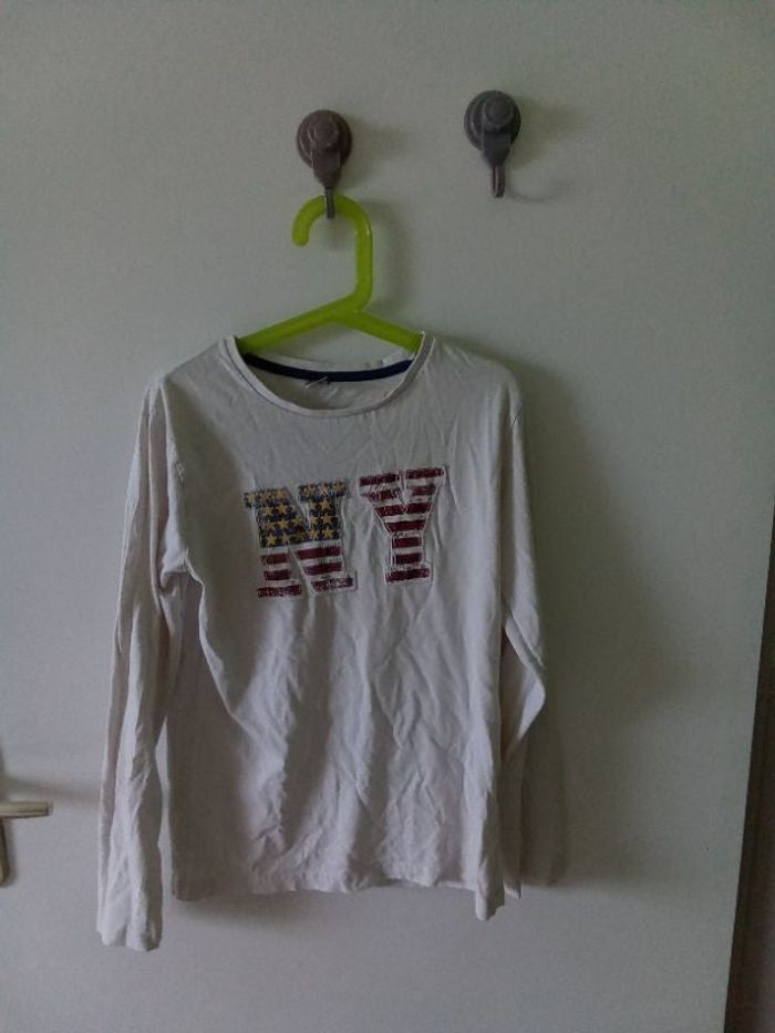 Tee shirt tape a l'oeil