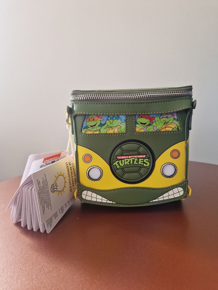Sac à bandoulière lumineux Loungefly Tortues Ninja