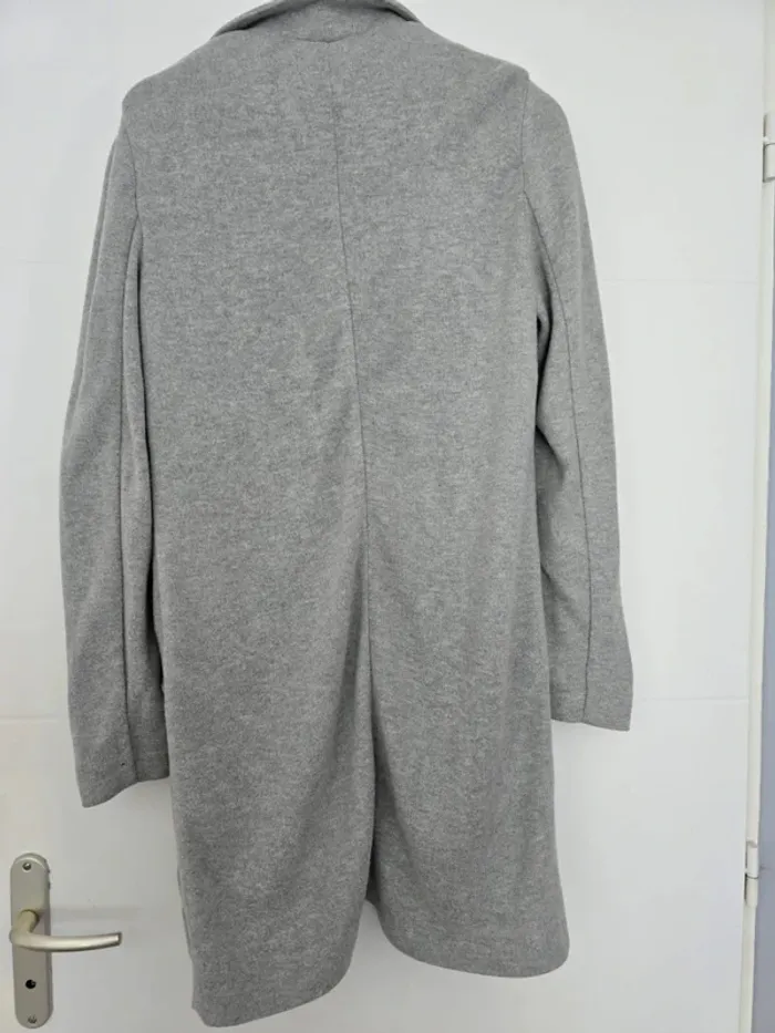 Veste longue grise - photo numéro 4