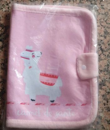 Protège carnet de santé fille neuf