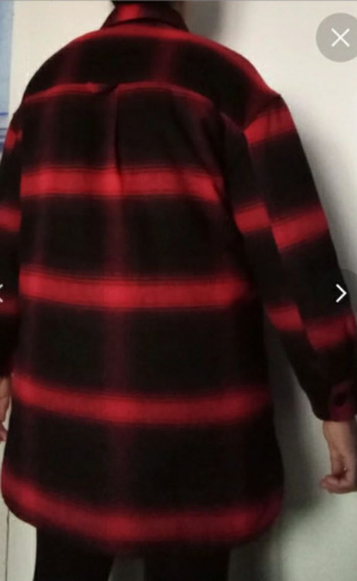 Veste chemise rouge/noire h&m - photo numéro 2