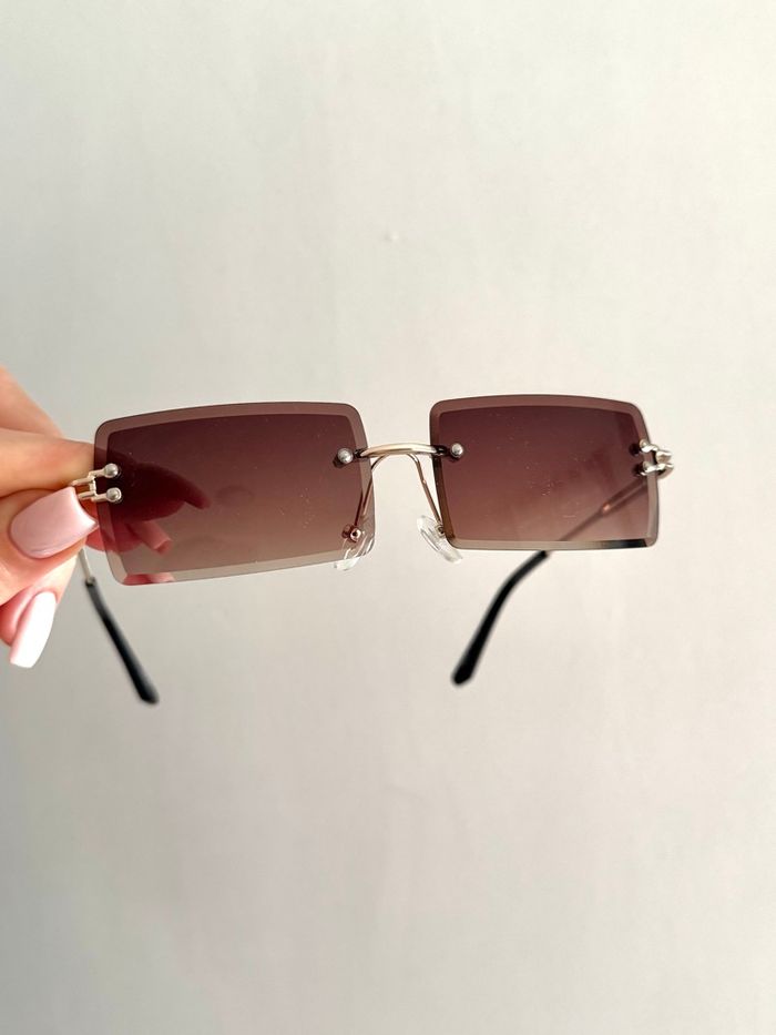 Lunettes de soleil rétro