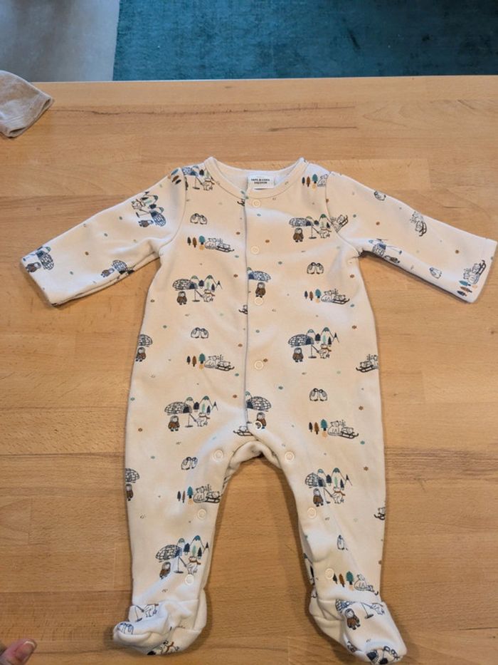 Tao - 3 mois - Pyjamas velours - photo numéro 2