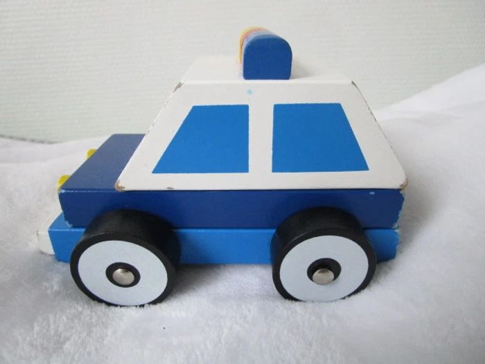 Voiture police bois - photo numéro 4