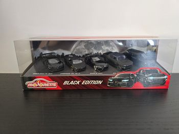 coffret de 5 véhicules black edition 1/64 majorette