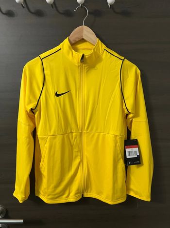 Haut de survêtement Nike enfant taille L