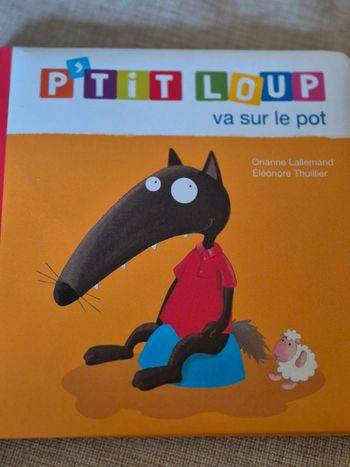 Petit loup va sur le pot