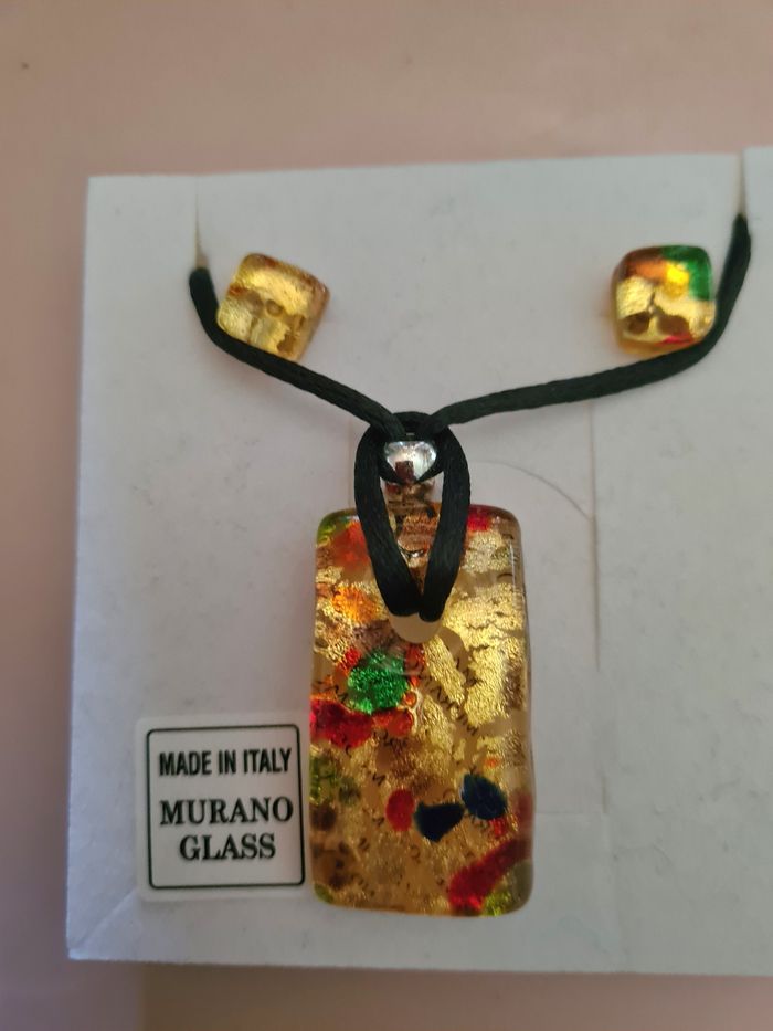 Parure. Collier 3 x 4 cm  et boucles d oreilles. Murano - photo numéro 2