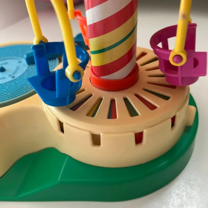 Manège à disques carrousel musical fisher price vintage - photo numéro 10
