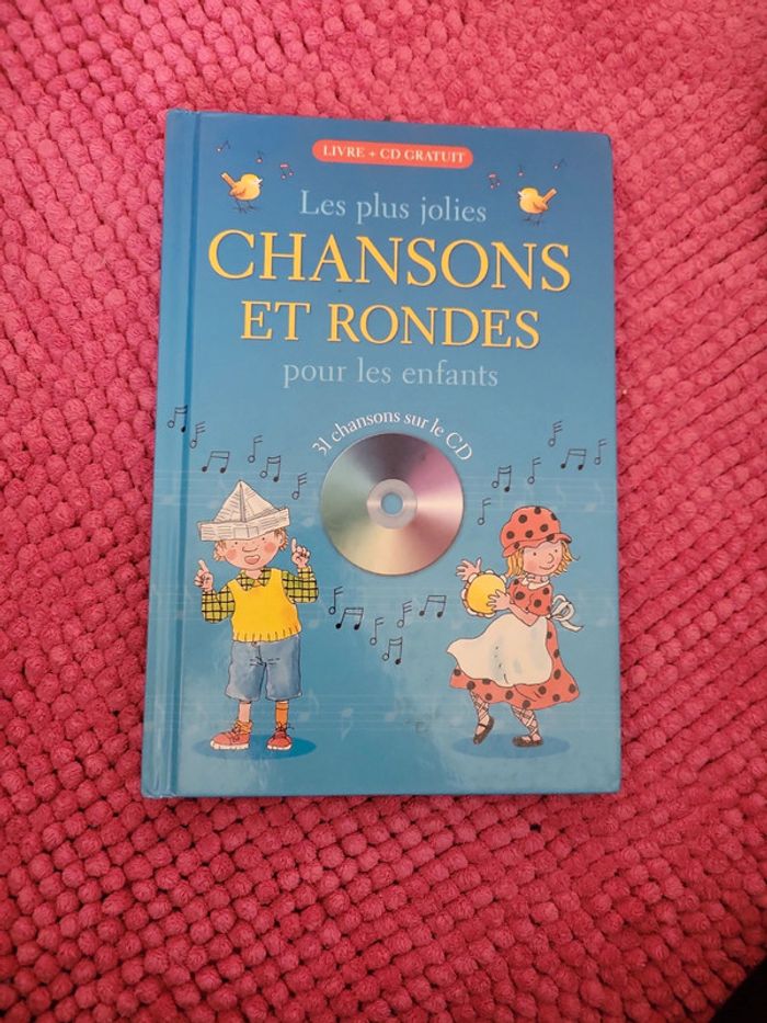 Livre xhanson et ronde avec partition parole et geste