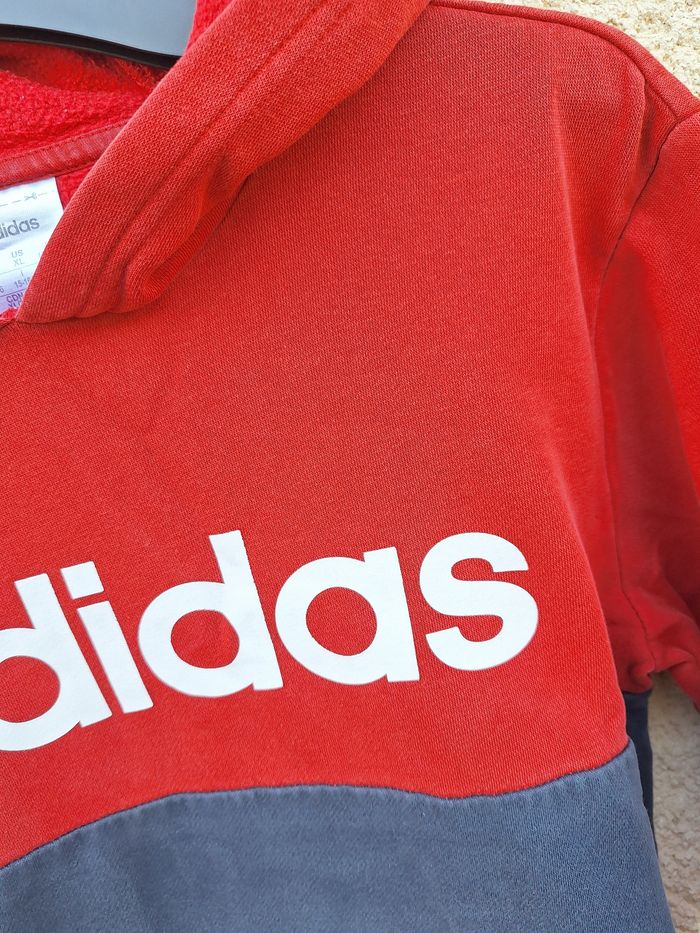 👕 Sweat pull à capuche Adidas 15/16 ans - photo numéro 3