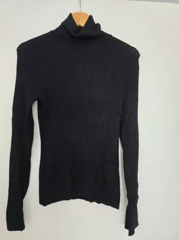 Pull noir extensible