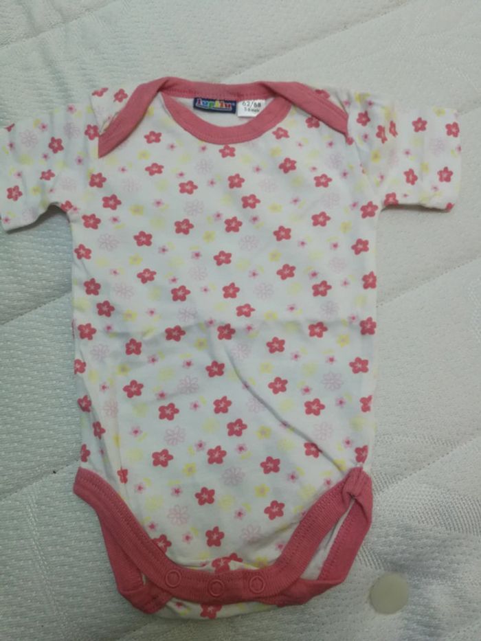 Lot de 3 bodies 6M - photo numéro 10