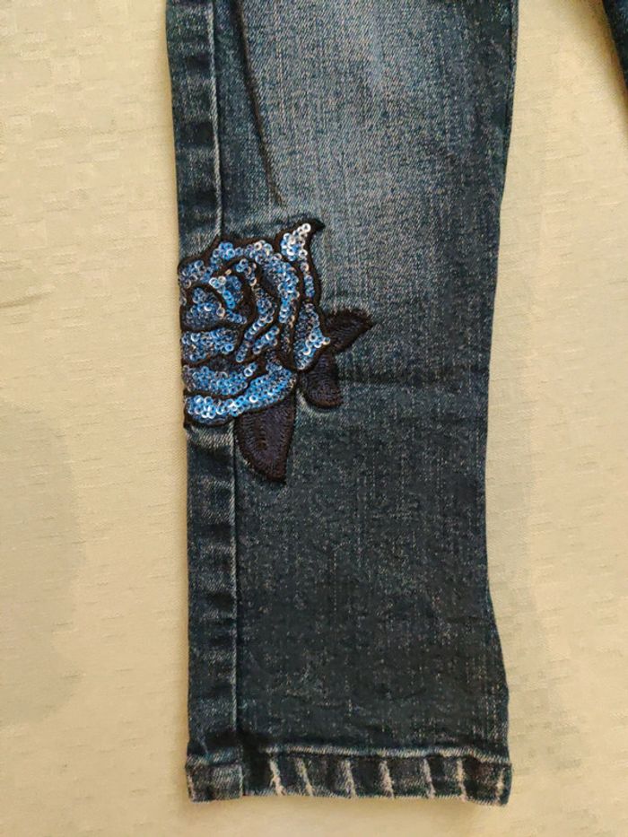 Jeans enfants 4 ans - photo numéro 4