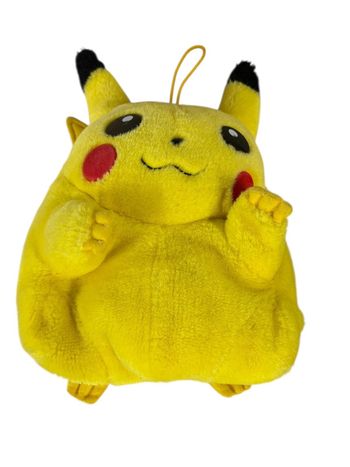 Peluche Pokémon Pikachu range pyjama 30 x 20 cm