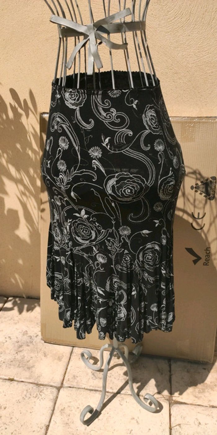 Jupe noire et argent Armand Thiery taille 40/42 tbe voir descriptif - photo numéro 5