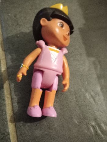 Figurine dora