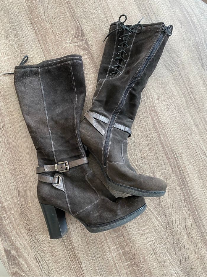 Bottes cuir et nubuck gris Nero Giardini