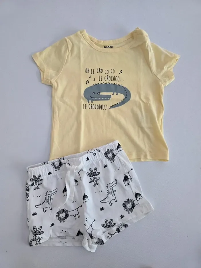 Ensemble short léger
