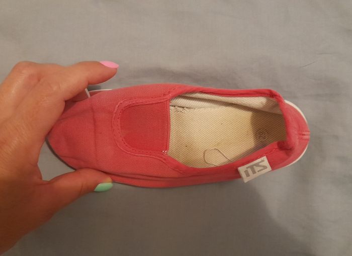 Chaussons roses - photo numéro 3