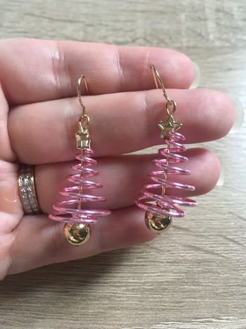 Boucles d’oreilles NEUVES pour femme forme sapin Noël 🎄 couleurs rose et doré