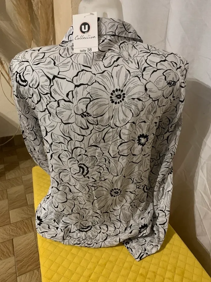 Chemise collection taille 38 100%viscose neuve - photo numéro 4