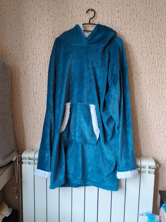 Pull plaid polaire a capuche