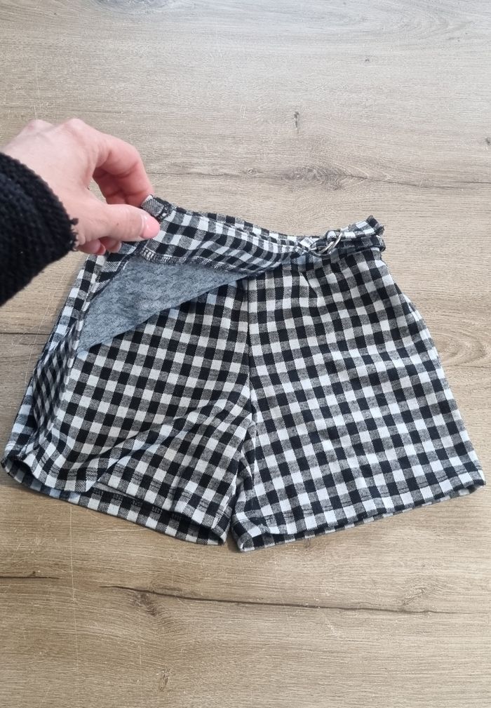 Jupe short 5 ans - photo numéro 2