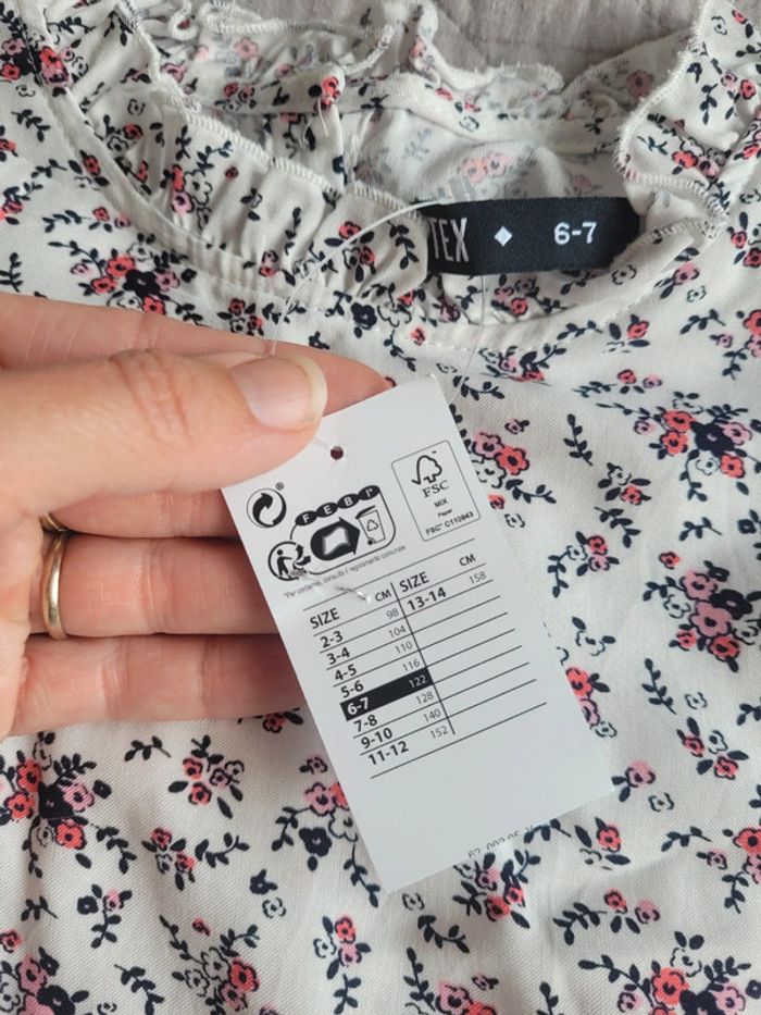 Ensemble taille 6-7 ans - photo numéro 3