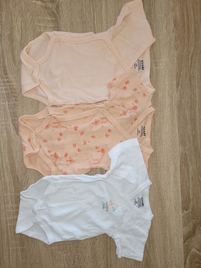 Vêtements fille 1 mois - photo numéro 2
