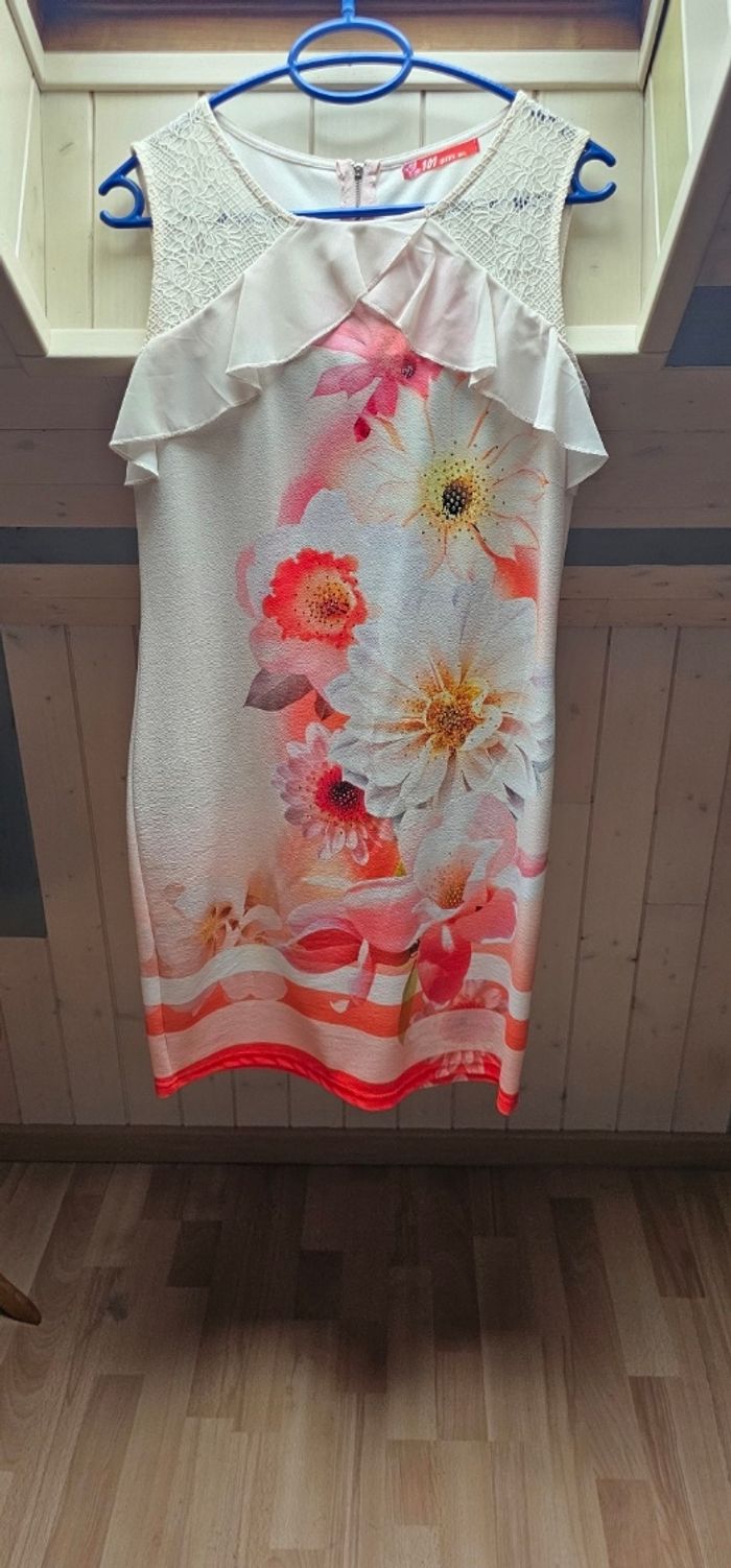 Robe. Taille M