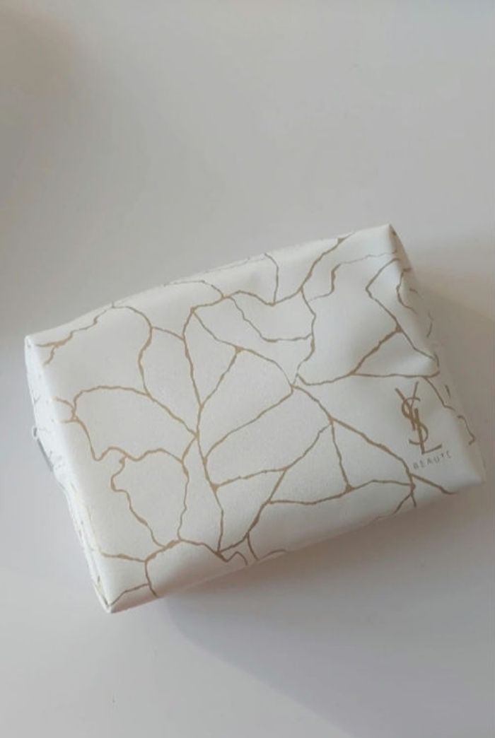 Trousse de maquillage YSL