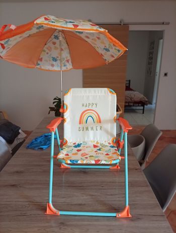 Chaise avec parasole