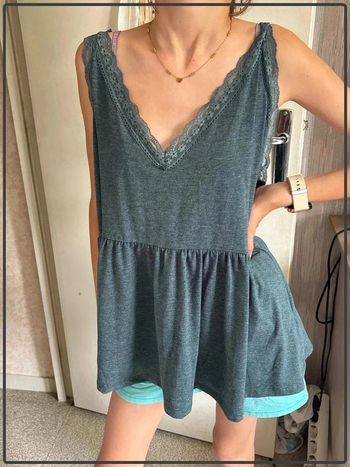 T shirt taille 42-44 (1xl) marque emery rose neuf avec étiquette *